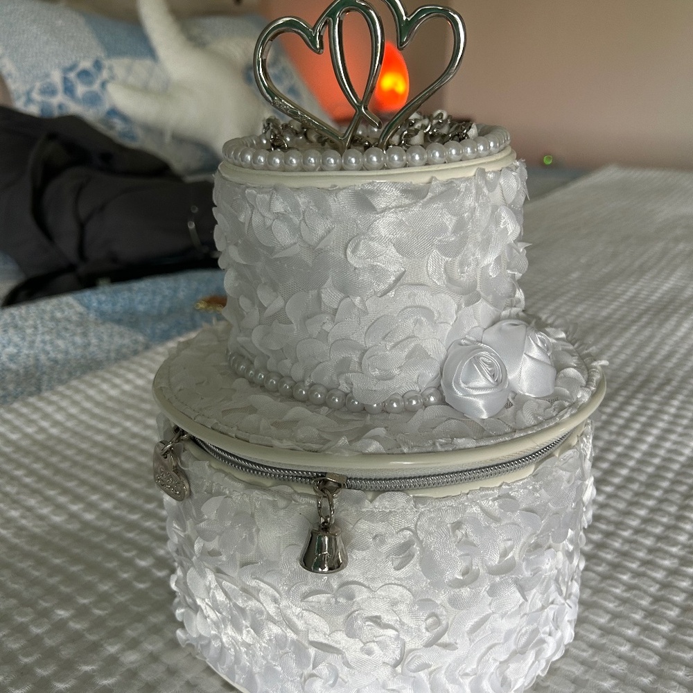 Betsey Johnson Frost Yourself Wedding Cake Purse – Used Once